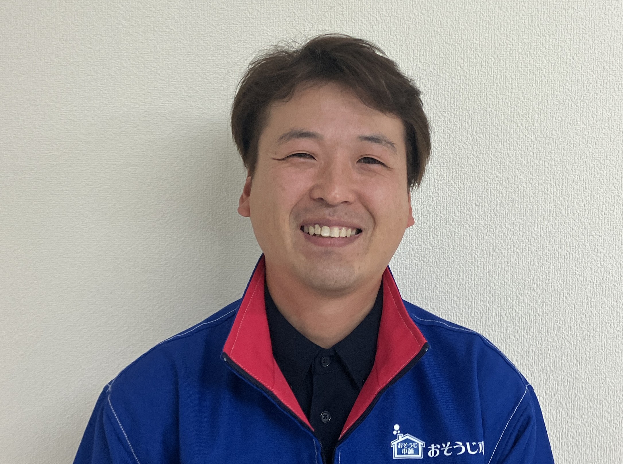 21147 小矢部氷見店 岡本 真徳 店長