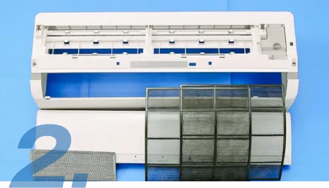 2.エアコンを分解してパーツごとに洗浄
