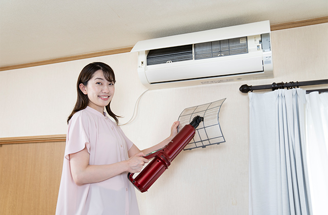 エアコンフィルターの正しい掃除方法と注意点
