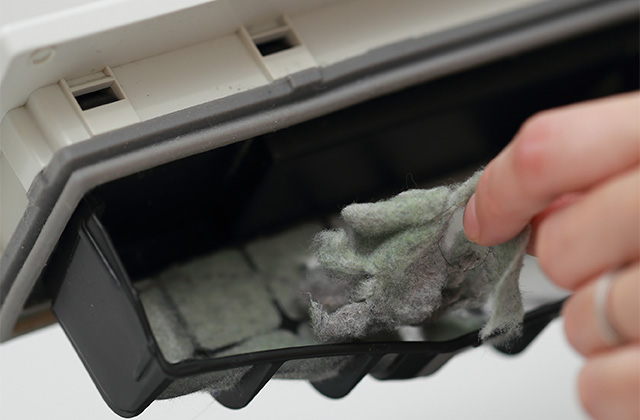 乾燥フィルターの掃除