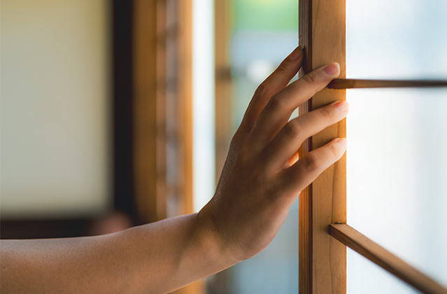 白木の黒ずみを防ぐ日常的なお手入れ