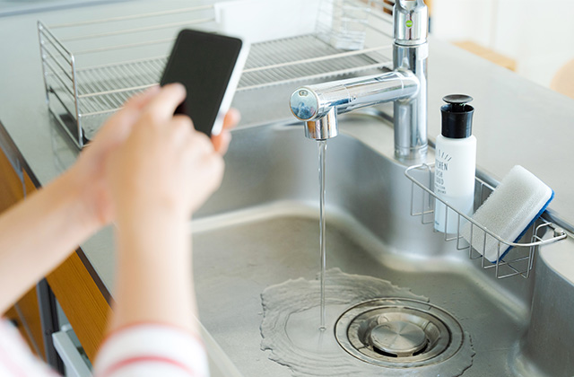 排水管洗浄を業者に依頼すべきタイミング