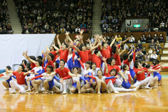 日本体育大学体操部の集団演技の様子